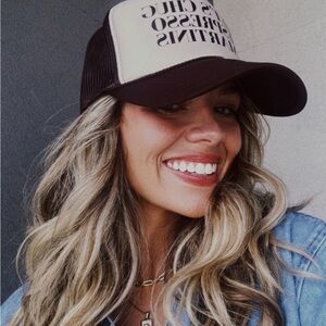 Meet your Posher, Camille